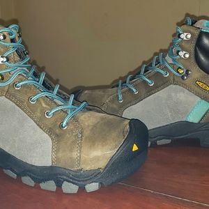 KEEN Boots Women Size 9 Grey Black Blue